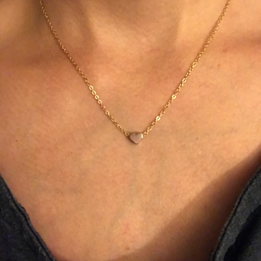 Tiny Heart Pendant Necklace - Picture 2 of 5